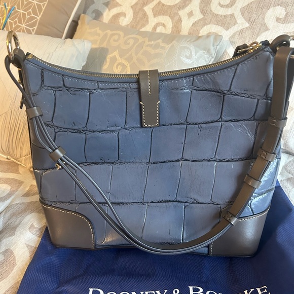 Dooney & Bourke Purse - Picture 6 of 6